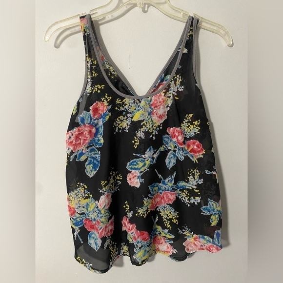 Weavers Tops - Weavers Floral Tank Top